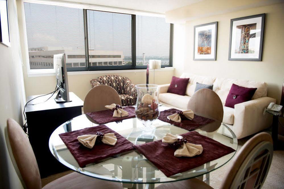 Crystal Quarters Furnished Apartments At The Gramercy Арлингтон Экстерьер фото